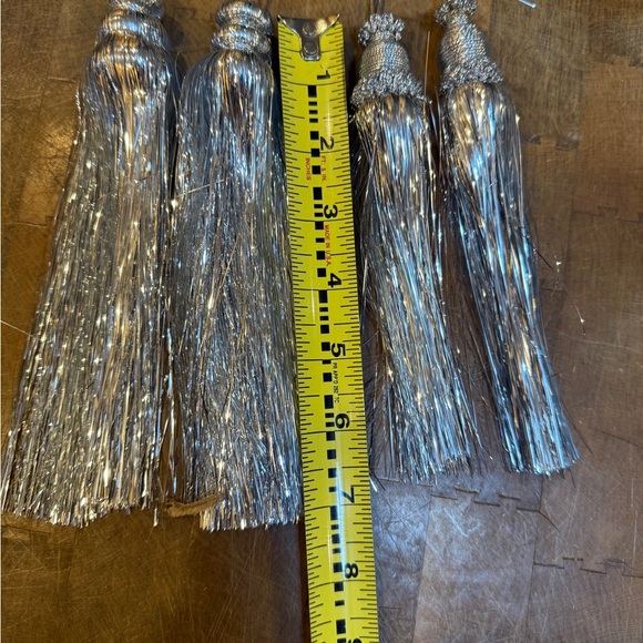 Vintage Silver Tassel Ornaments set of 4 Christmas Tree Decor Holiday - Picture 5 of 8